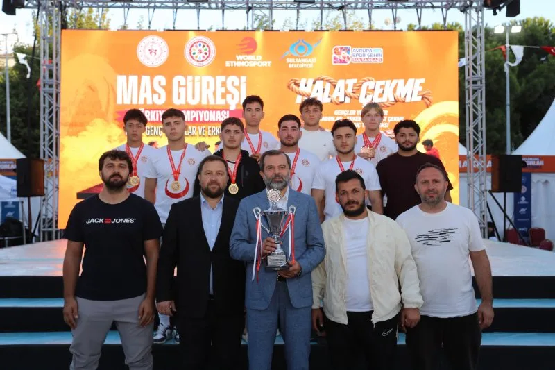 GÜRSU BELEDİYESİ GELENEKSEL SPORLAR FESTİVALİ’NE DAMGA VURDU