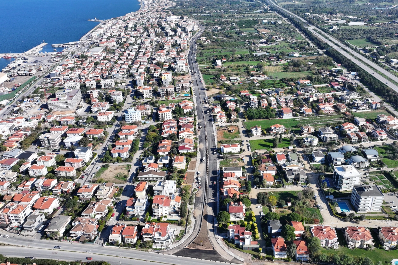 Güzelbahçe’de Yeni Bulvar Trafiği Rahatlatıyor!