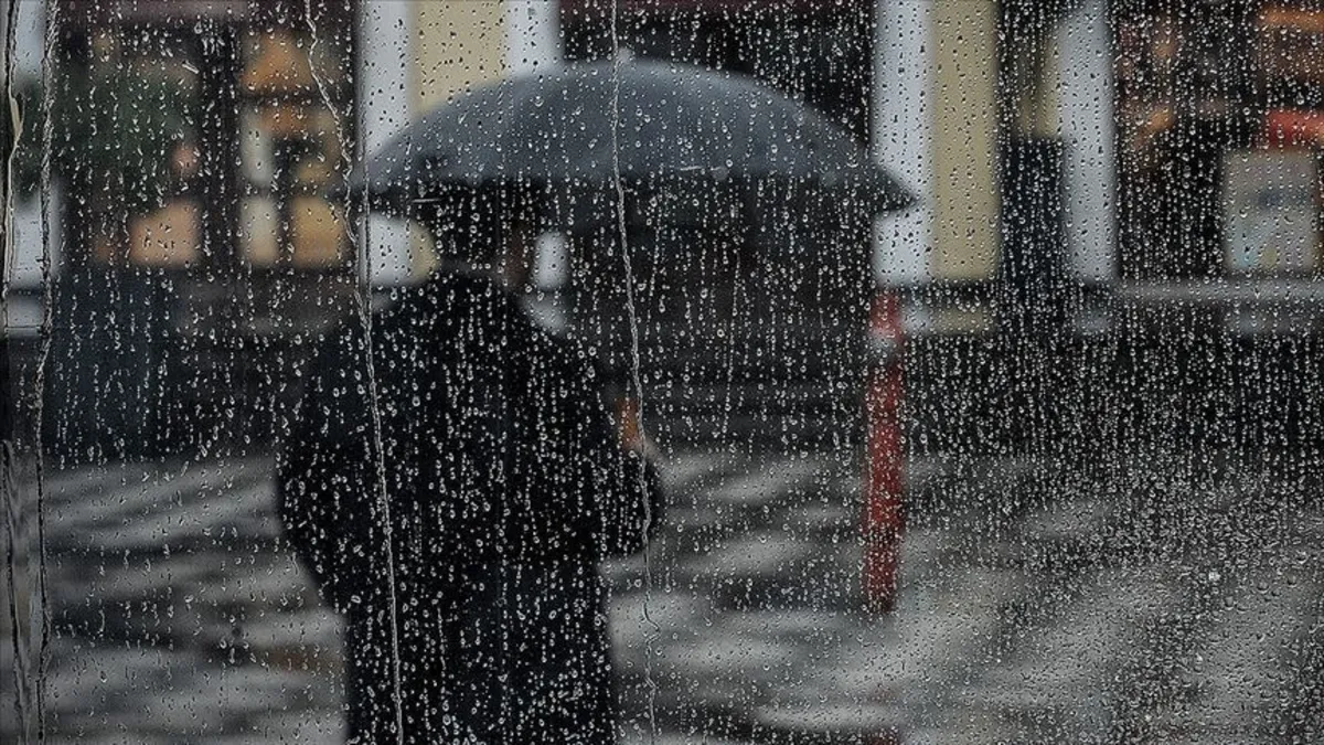 Hafta Sonu Hava: Sıcaklık Düşüyor, Yağış Var!