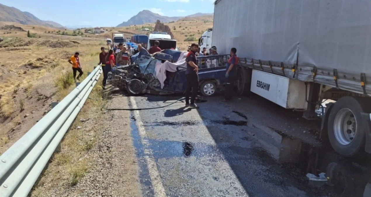 Hakkari’de Feci Kaza: 4 Ölü, 2 Yaralı