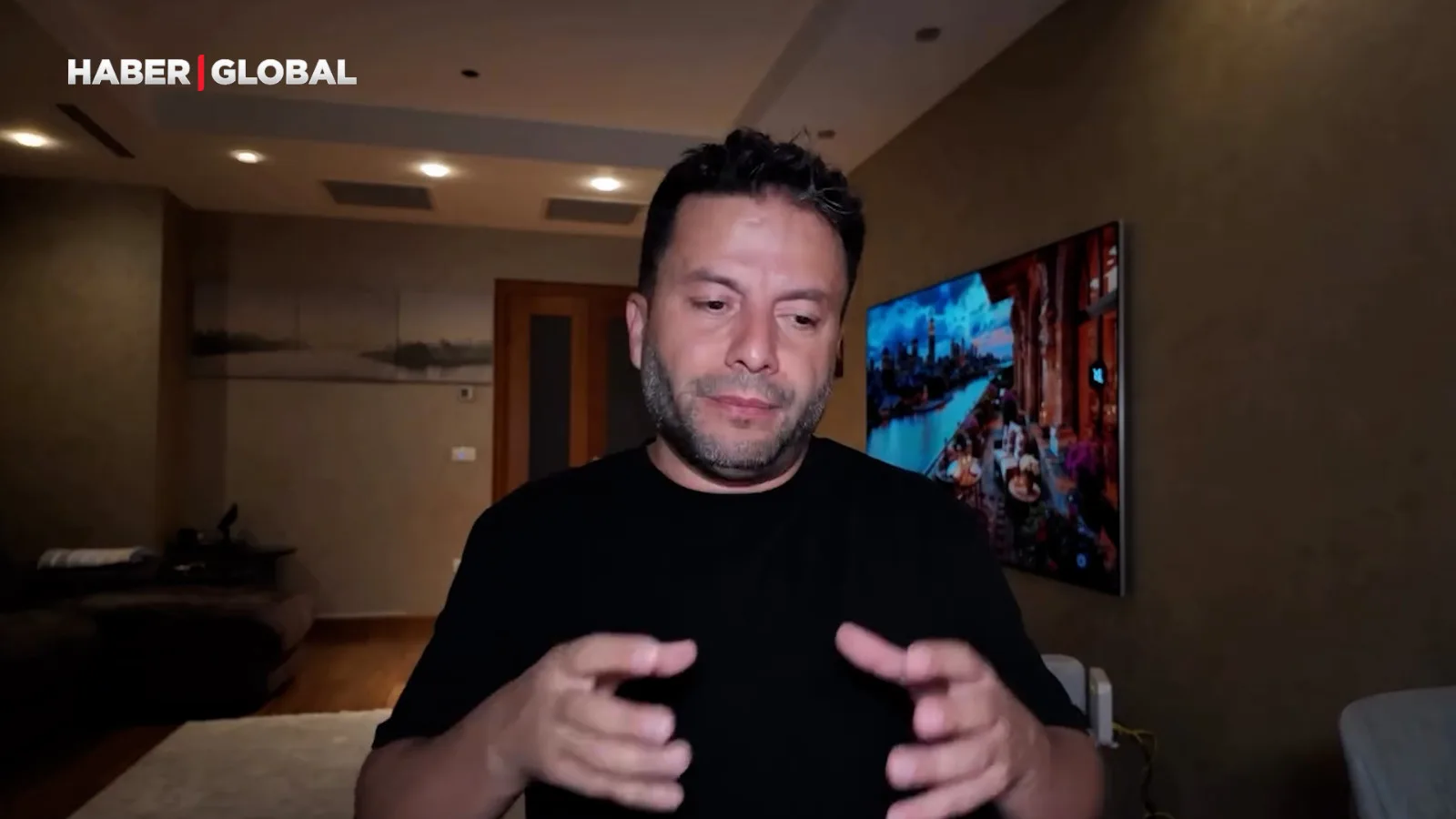 Hakkı Alkan, Çalışanına Saksı Fırlattı, Özür Diledi!