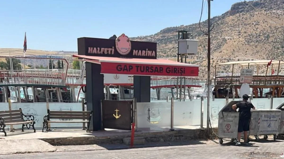 Halfeti’de Tekne Ücreti Kavgası: 3 Yaralı!
