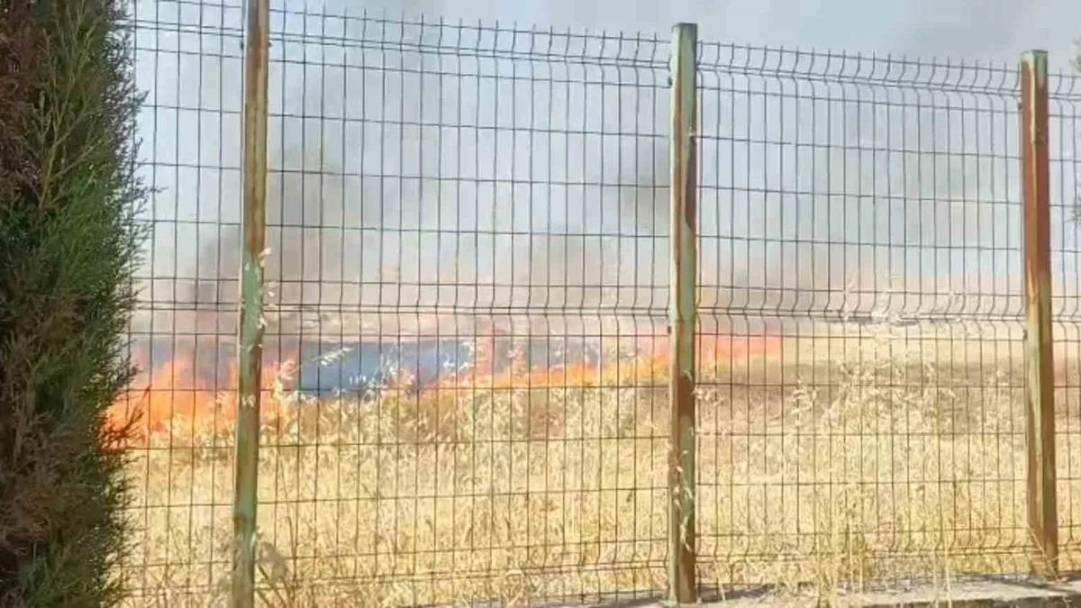 Haliliye’de Yangın Tehlikesi Okulu Sıçramadan Söndürüldü
