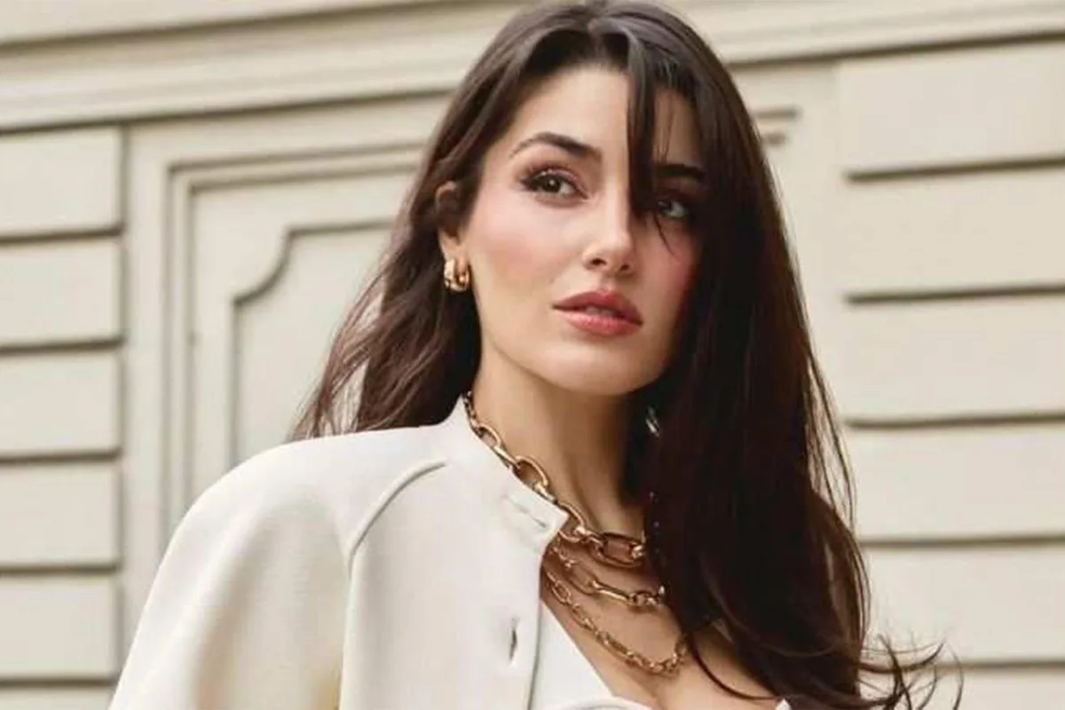 Hande Erçel’in Annesine Duygusal Doğum Günü Mesajı