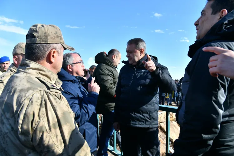 Harran’da Sulama Kanalına Düşen Araçta 3 Ölü!