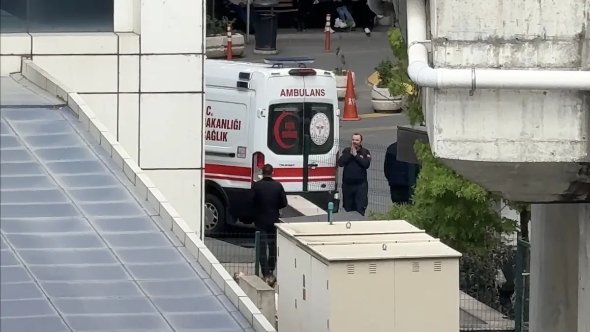 Hastanede sır ölüm! Bıçaklanmıştı, pencereden düşerek öldü 3