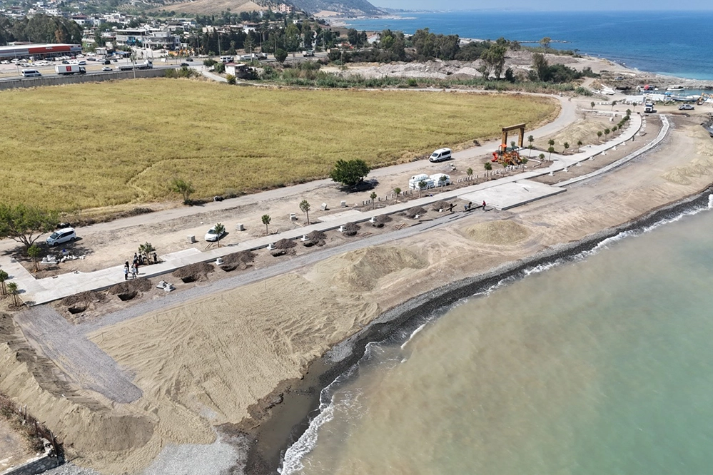 Hatay’a Yeni Plaj: Büyükdere Yaz Keyfi Başlıyor!