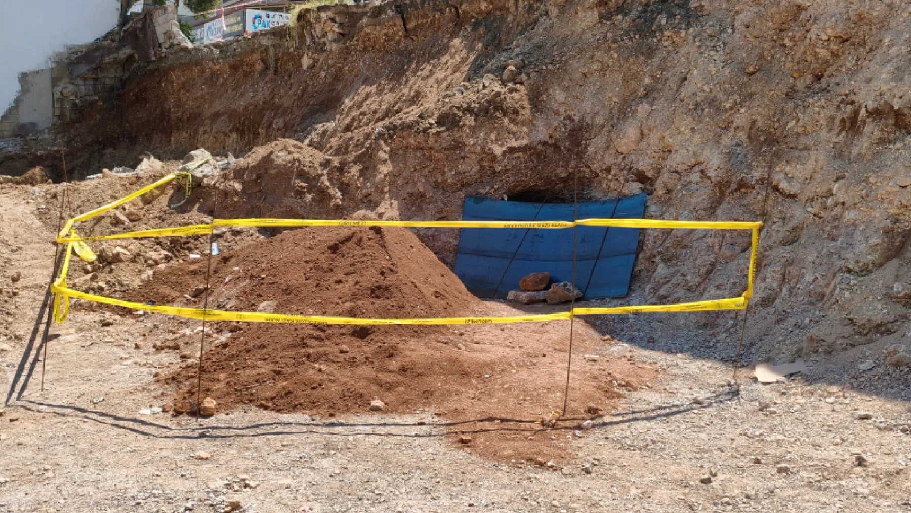 Hatay’da Roma Dönemine Ait Kaya Mezarı Bulundu!