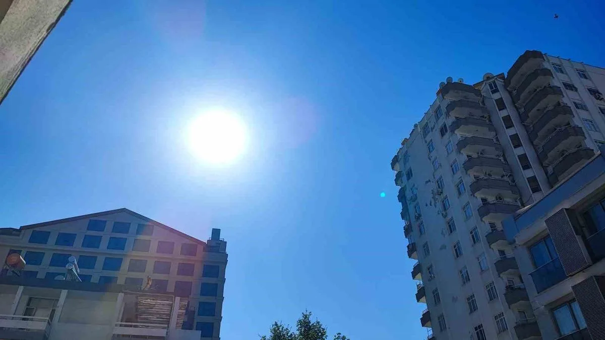 Hava Sıcaklığı Düşüyor, Yağış Geliyor!