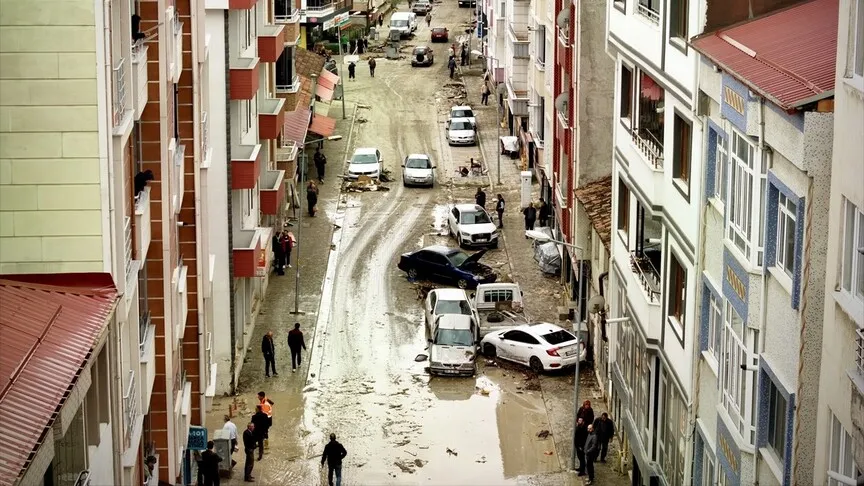 Havza’da Sel Felaketi: 50 Milyon Lira Yardım!