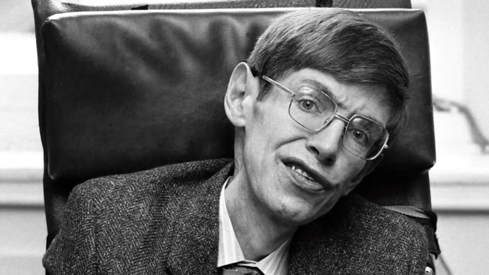 Hawking’in Babası, Oğlunun Geleceğinden Endişeli