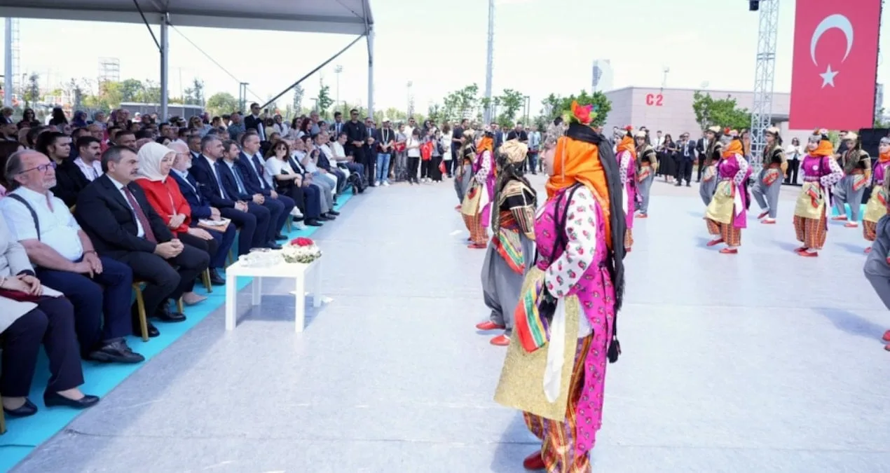 Hayat Boyu Öğrenme Festivali’ne 26 Milyon Lira!