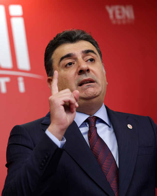 Zeynel Emre'nin Hayrettin Koç hakkındaki iddialarına avukatından yanıt: <a class='keyword-sd' href='/borsa/' title='Borsa'>Borsa</a> ve kripto hesabı dahi yok