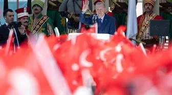 Hollandalı çiftçiler, azot politikasına karşı protesto düzenledi