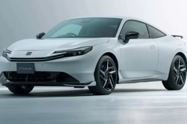 Honda Prelude 24 Yıl Sonra Yeniden Yolda!