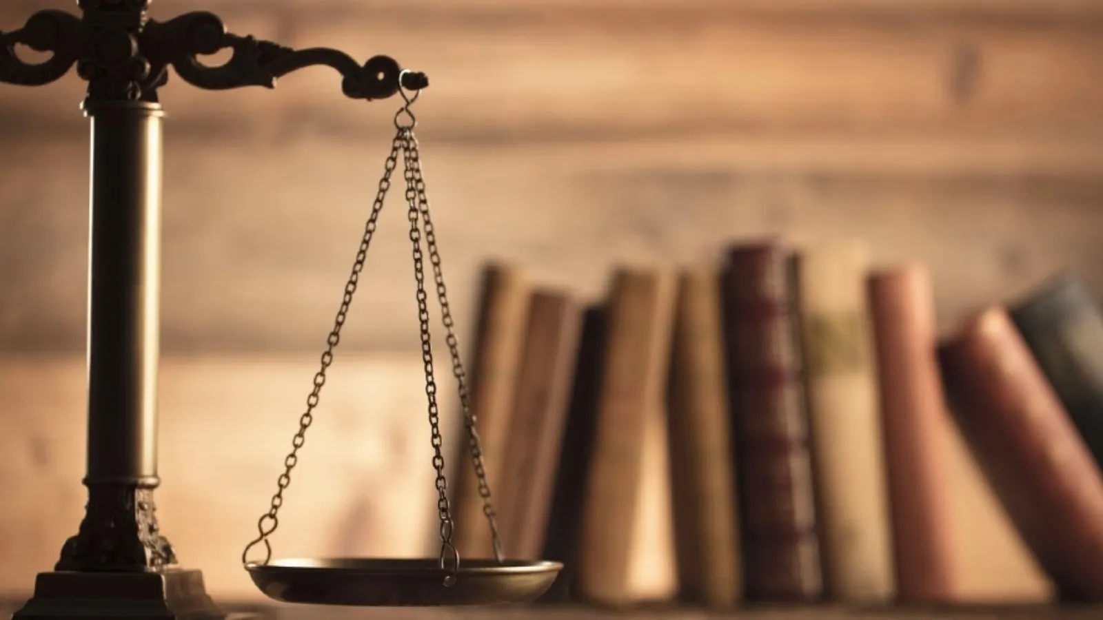 Hukukçulara Çağrı: Adalet İçin Uyanalım!