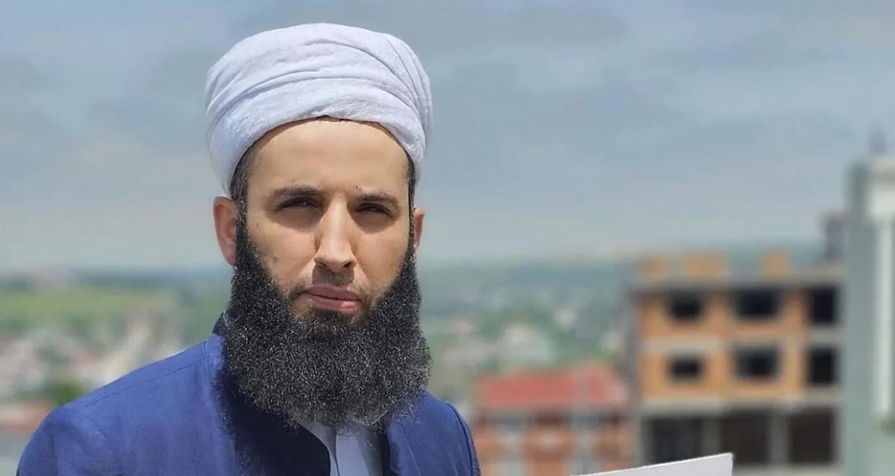 Hurafe Reis’ten Pes Dedirten İddia: Hz. Muhammed İstanbul’da!