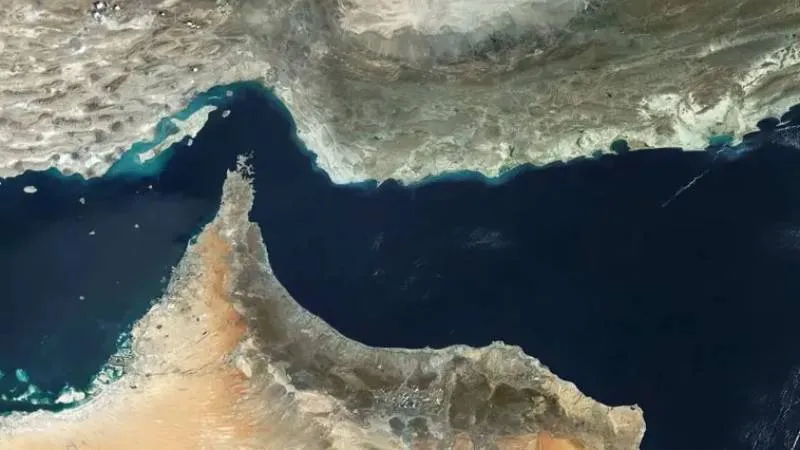 Hürmüz Boğazı Kapatıldı, Küresel Petrol Fiyatları Artıyor