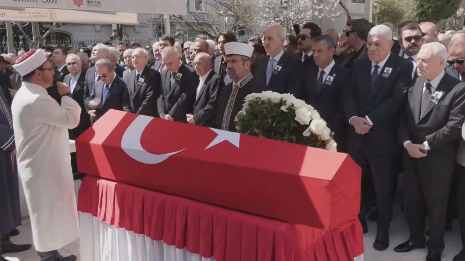 Hüsamettin Cindoruk Son Yolculuğuna Uğurlandı