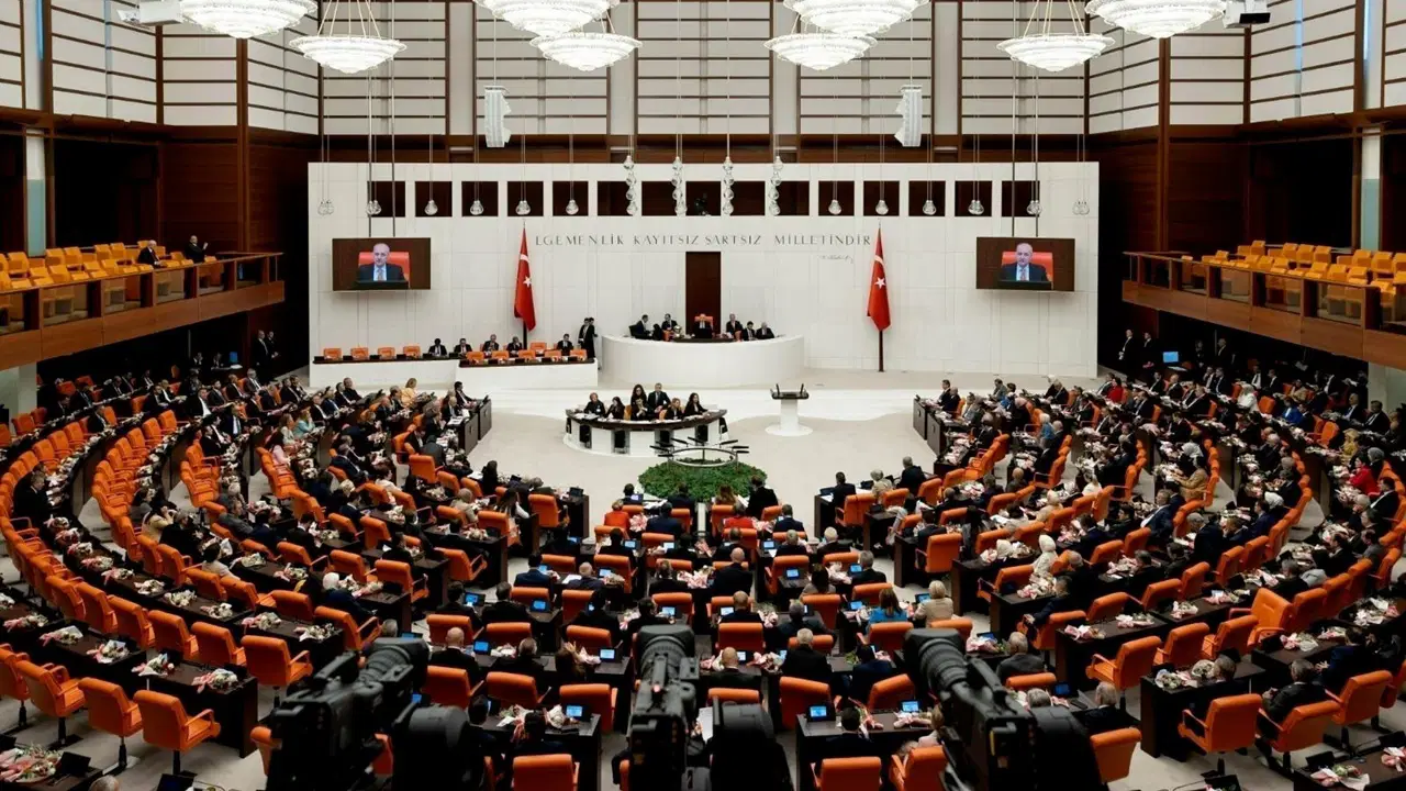 İBB Davası İçin Canlı Yayın Teklifi TBMM’ye Sunuldu