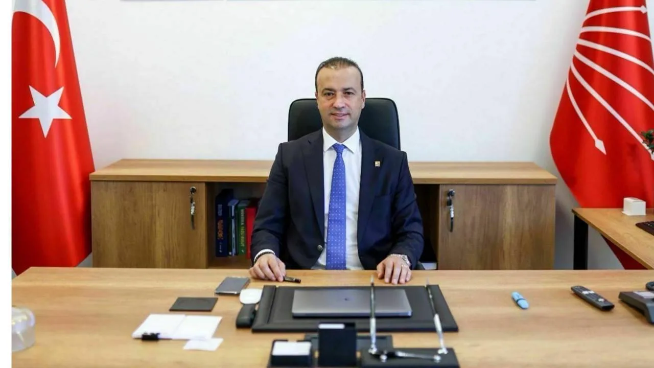 İBB’de Yönetim Krizi Aşılacak mı? Hizmetler Sürecek mi?