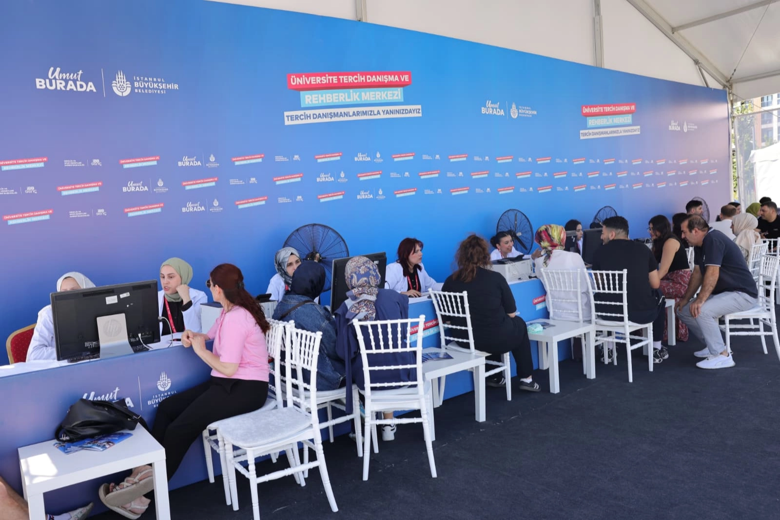 İBB’den YKS Adaylarına Ücretsiz Tercih Desteği!