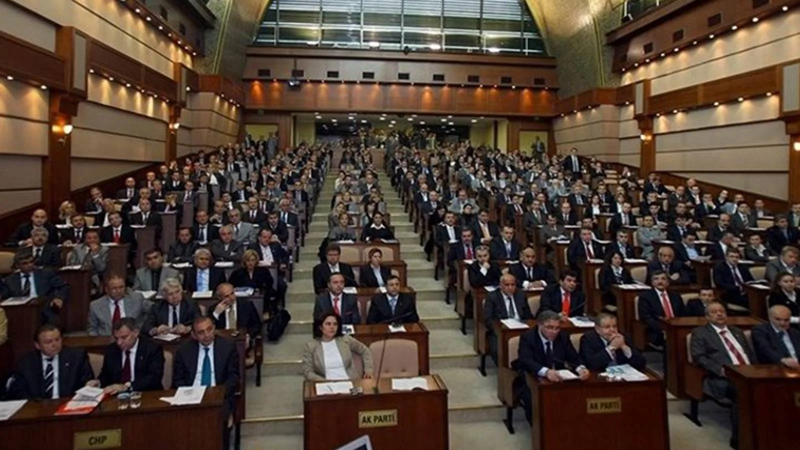 İBB Meclisi’nden İhalelere Şeffaflık Çağrısı!