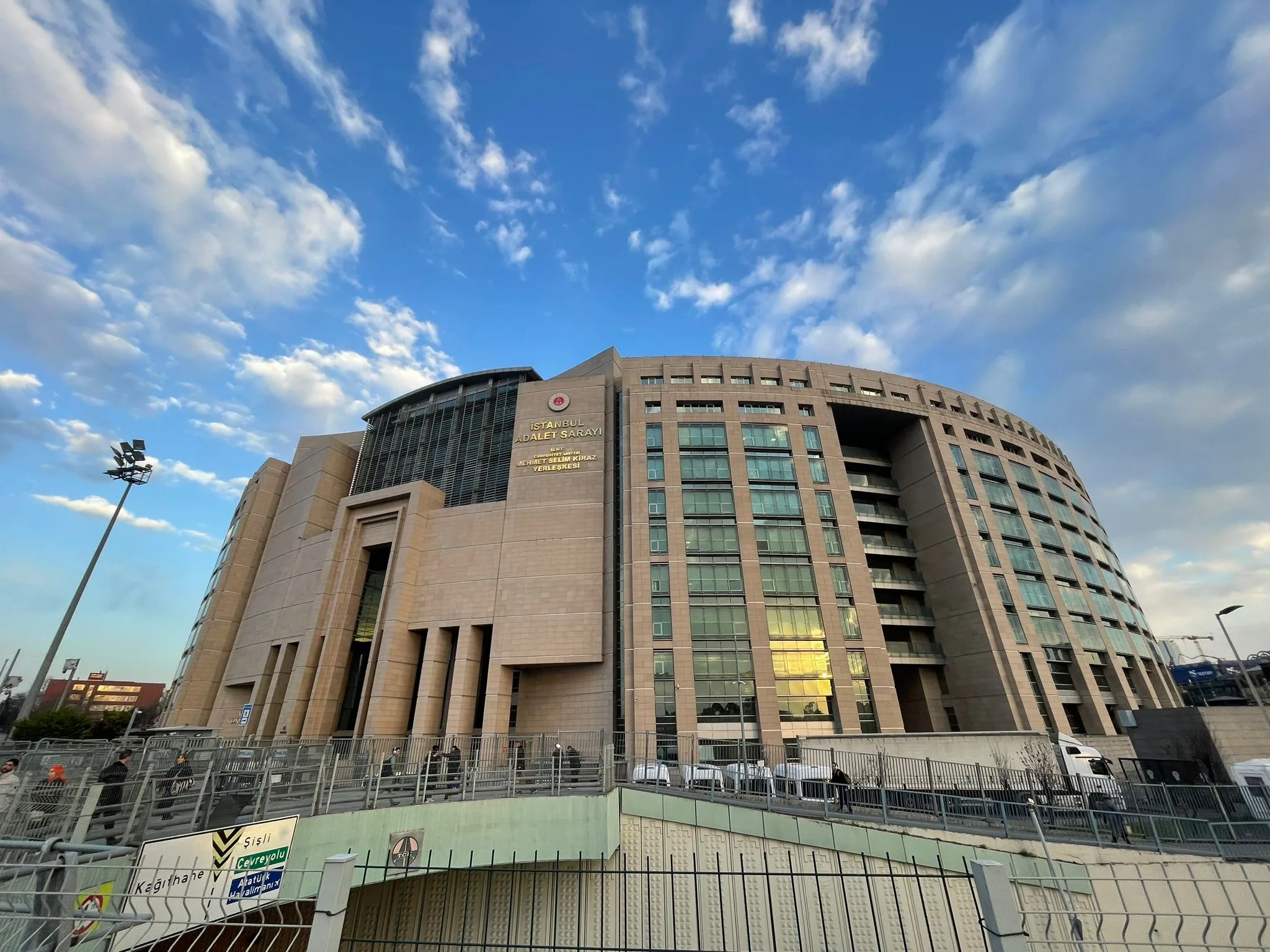 İBB Operasyonunda Avukat Sönmez İçin Serbestlik Talebi