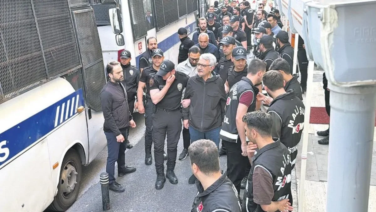 İBB Soruşturmasında 22 Tutuklama Şoku!