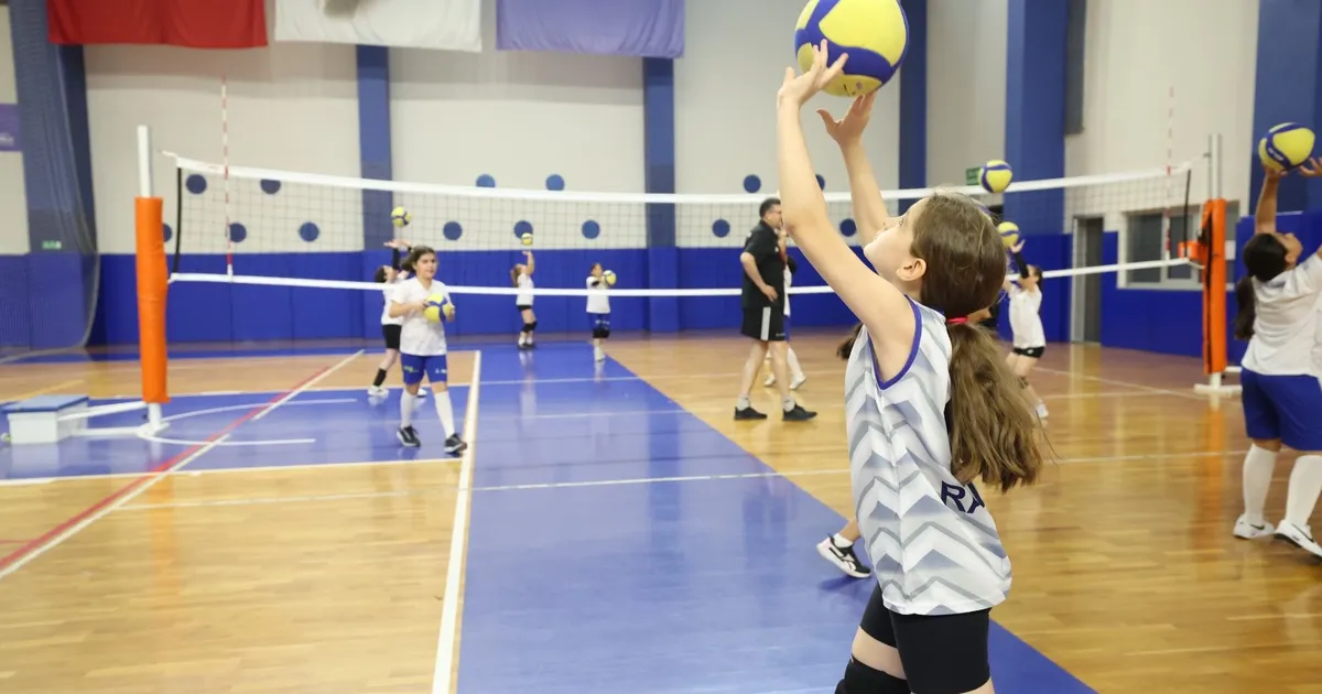 İBB Spor Okulları’nda 32 Bin Çocuk Eğitimde!