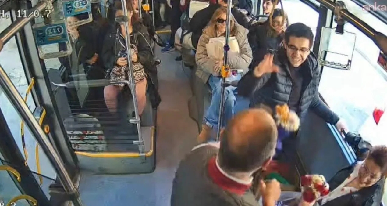 İETT Kaptanından Öğretmenlere Sıcak Jest!