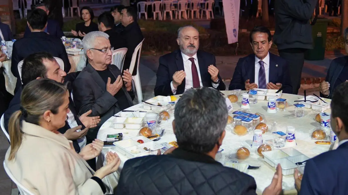 Savcı Mehmet Akif Katırcı, Muhittin Böcek duasına katılmıştı! HSK harekete geçti 2