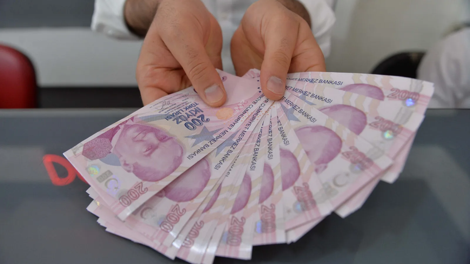 İhtiyaç Kredisi Faizleri: Hangi Banka Önde?