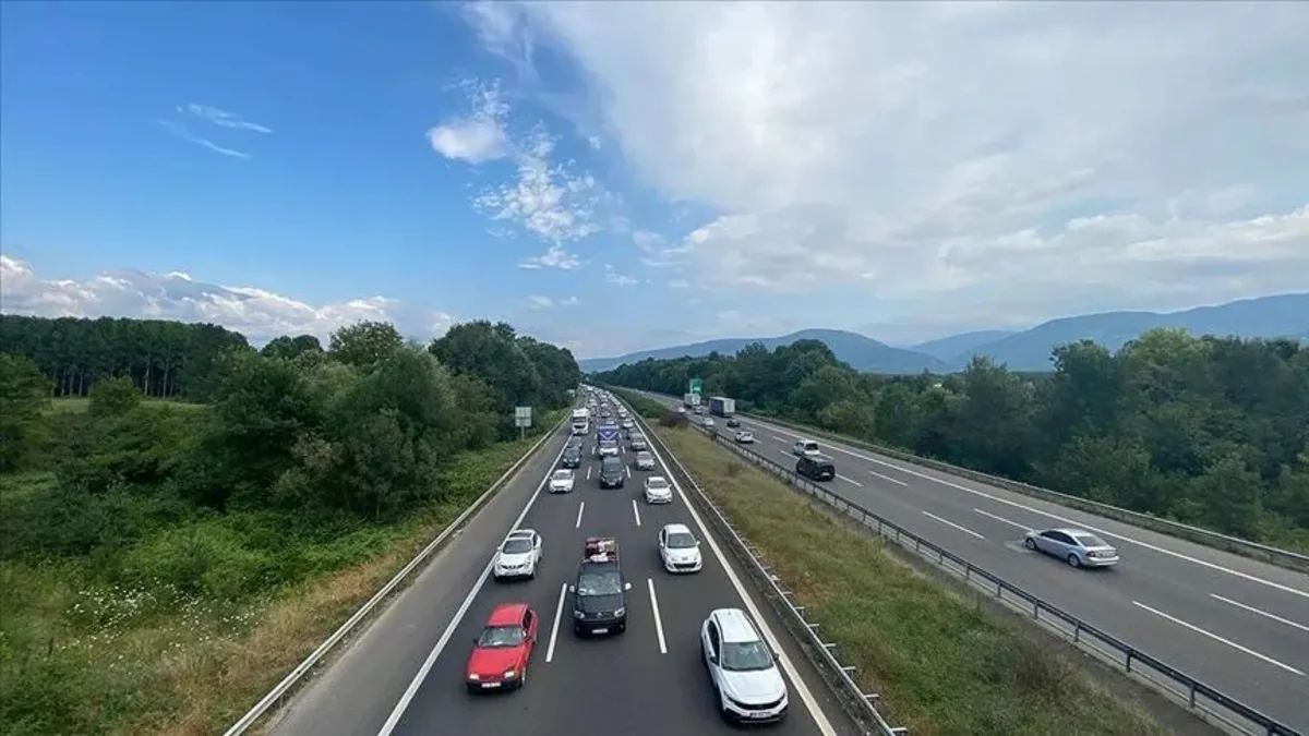 İki Araç Gasp Eden Genç Kadın Yakalandı!