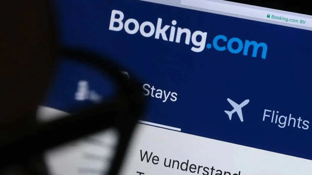 İktidardan Booking.com Uyarısı: Yasak Çözüm Değil