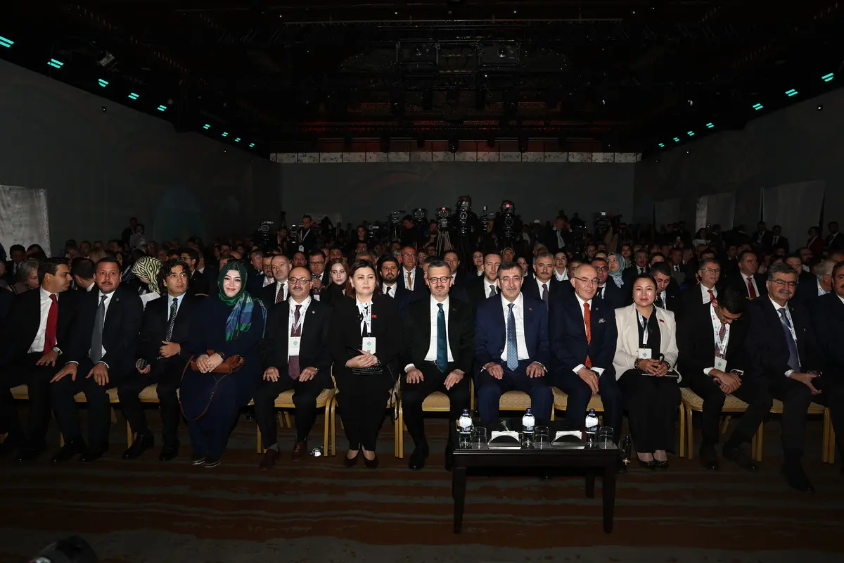 İletişim Başkanı Duran: "Ortak Türk dili modeli çağırısı oldukça önemli" 4