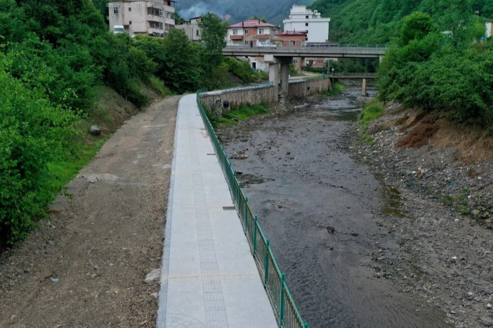 Ilıca’da Yeni Yürüyüş Yolu Turizme Değer Katıyor