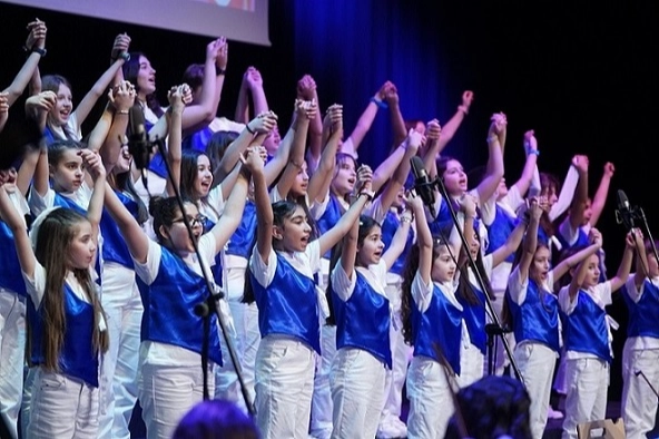 İlk Beylikdüzü Çocuk Koroları Festivali Coşkuyla Başladı