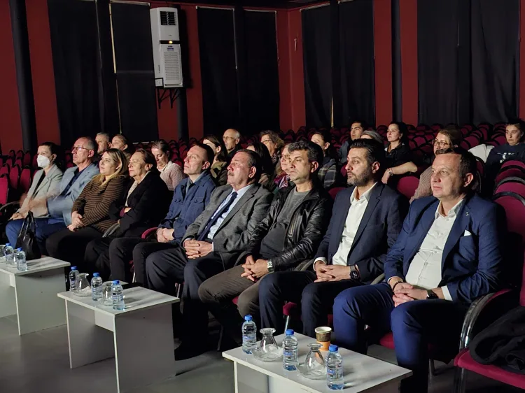 İlk Kadın Vali ‘Lale Aytaman’ Belgeseli Gösterimde