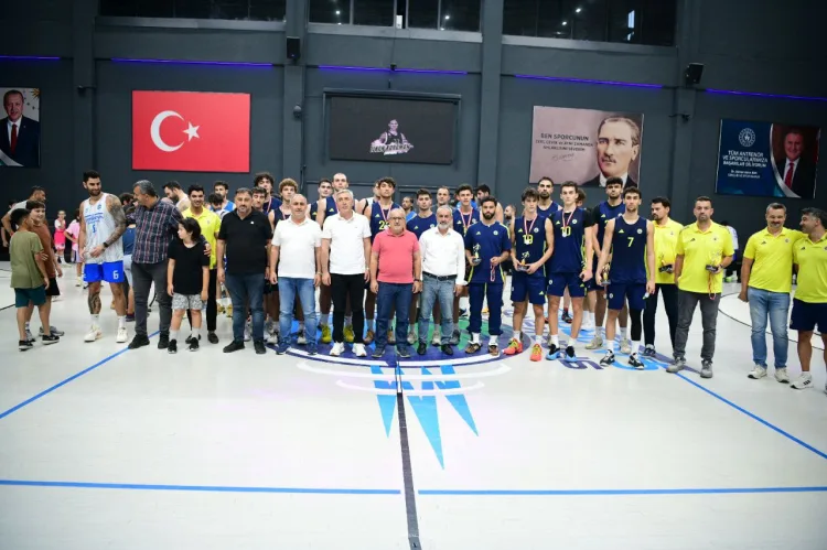 İlkan Karaman Anısına Turnuvayı Çayırova Kazandı