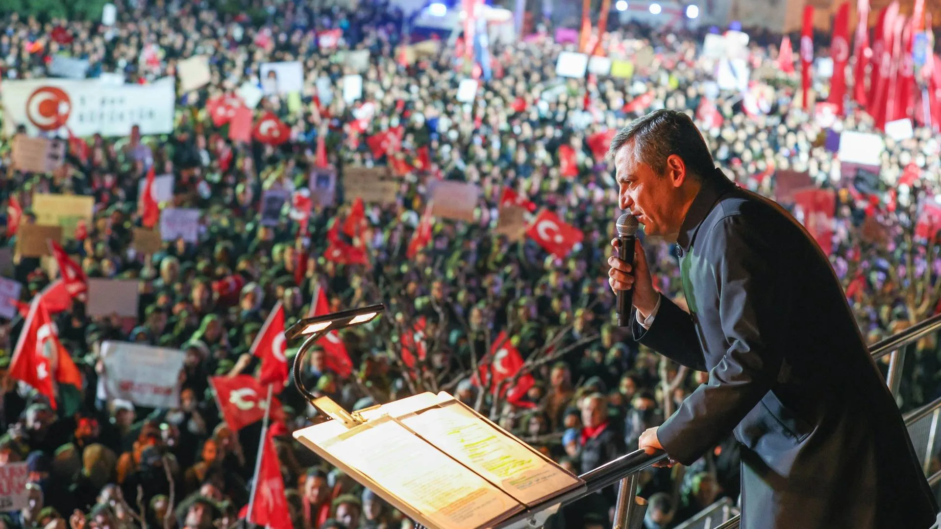 İmamoğlu İçin 100. Gün Eylemi: CHP Hazır!