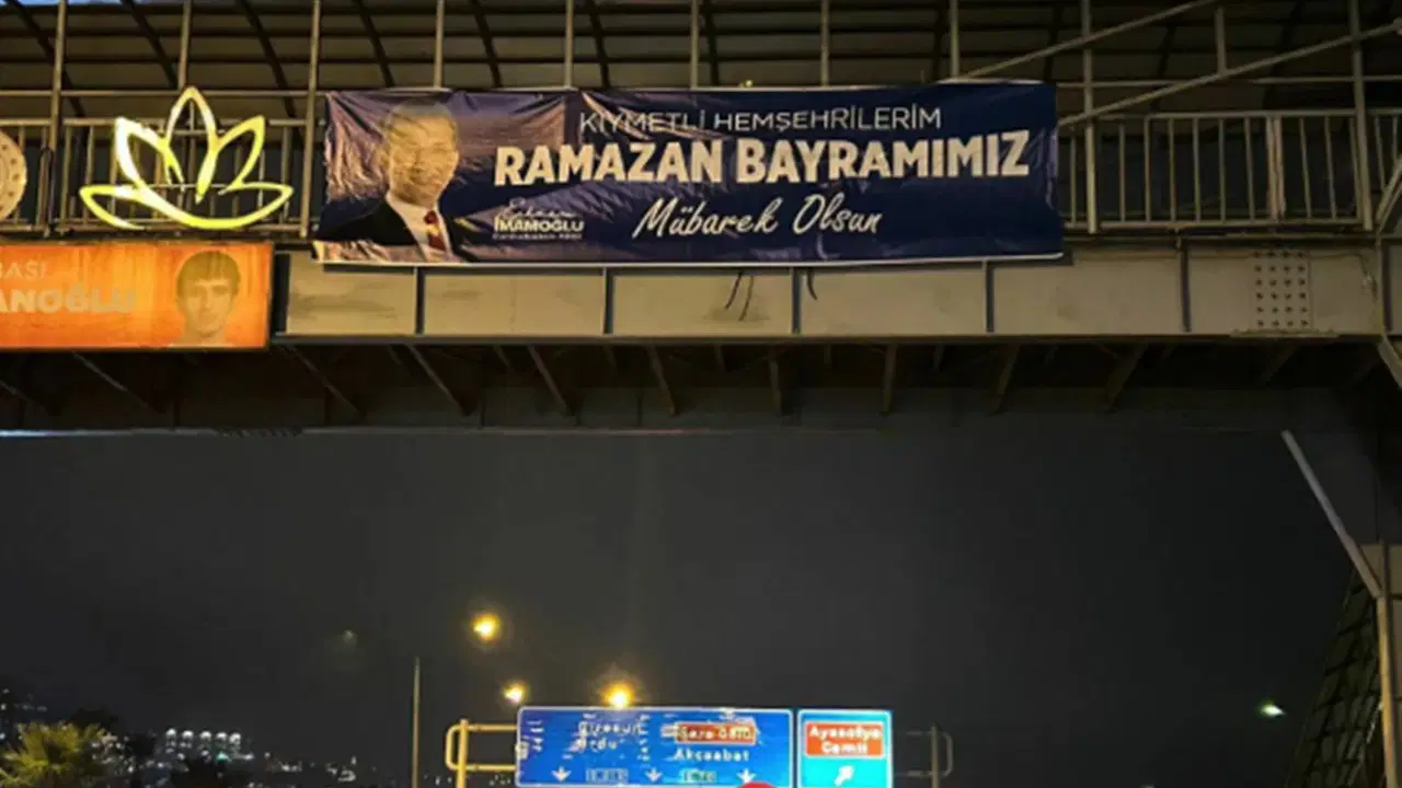 İmamoğlu Korkusu: Pankartlar Toplatıldı!