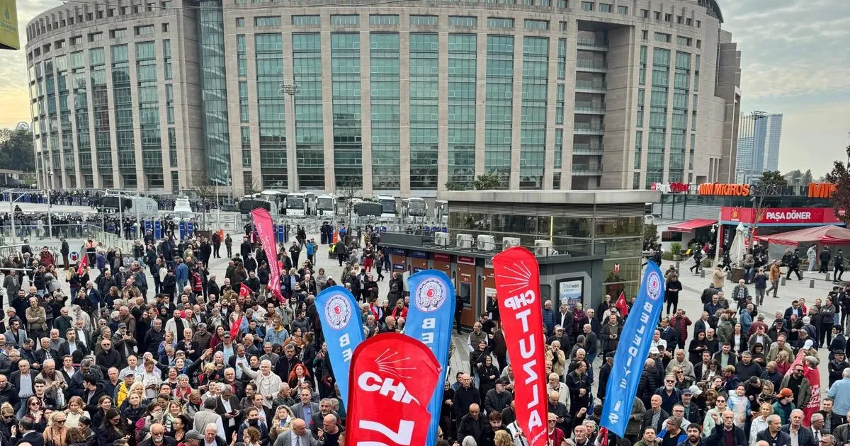 İmamoğlu’na Ait Aile Üyelerine Yurtdışı Yasağı!