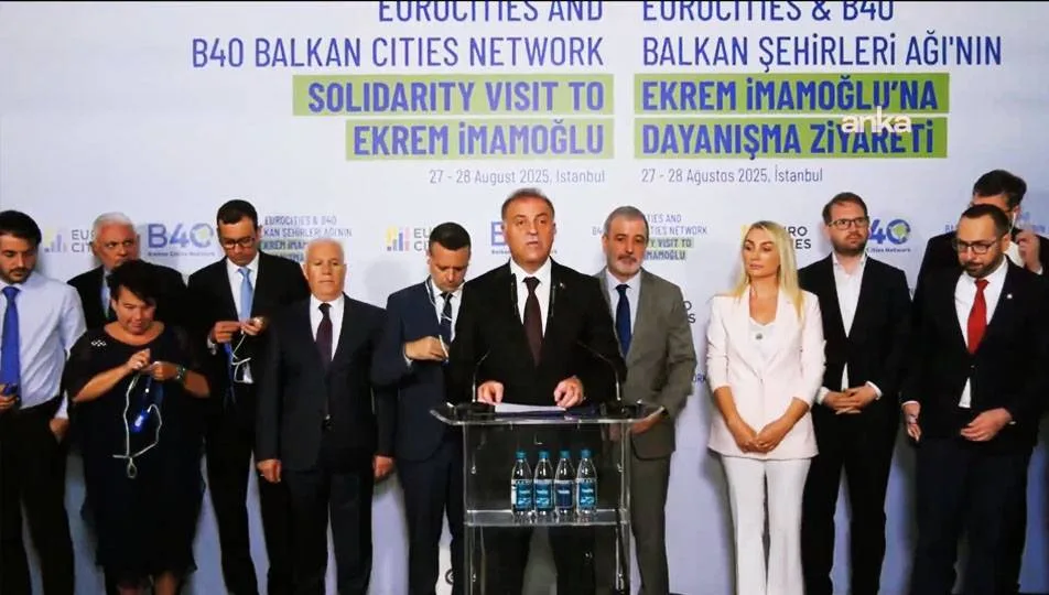 İmamoğlu’na Destek İçin Gelenler Ziyaret Edemedi!