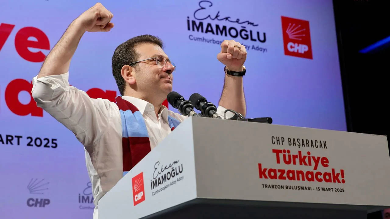 İmamoğlu: Türkiye’de Demokrasi Tehlikede!