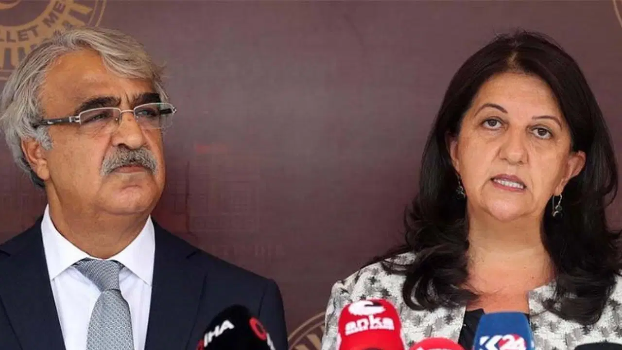 İmralı Heyeti, Öcalan ile Görüşmek Üzere Gidiyor