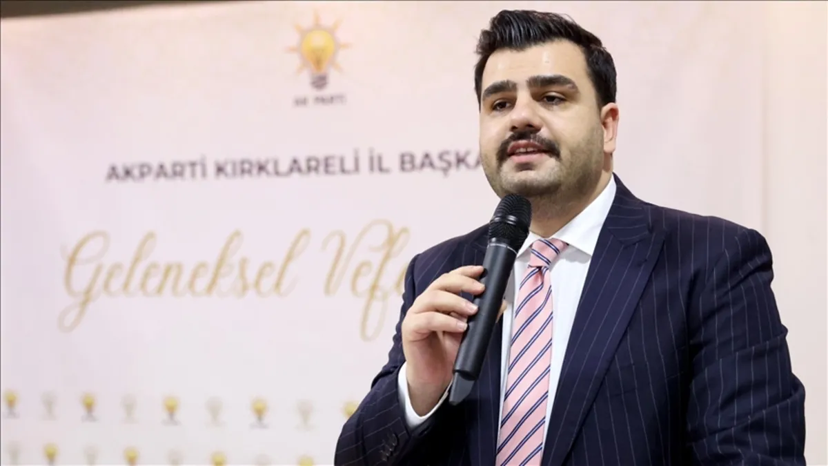 İnan’dan Özgür Özel’e sert sözler: Kuklasın!