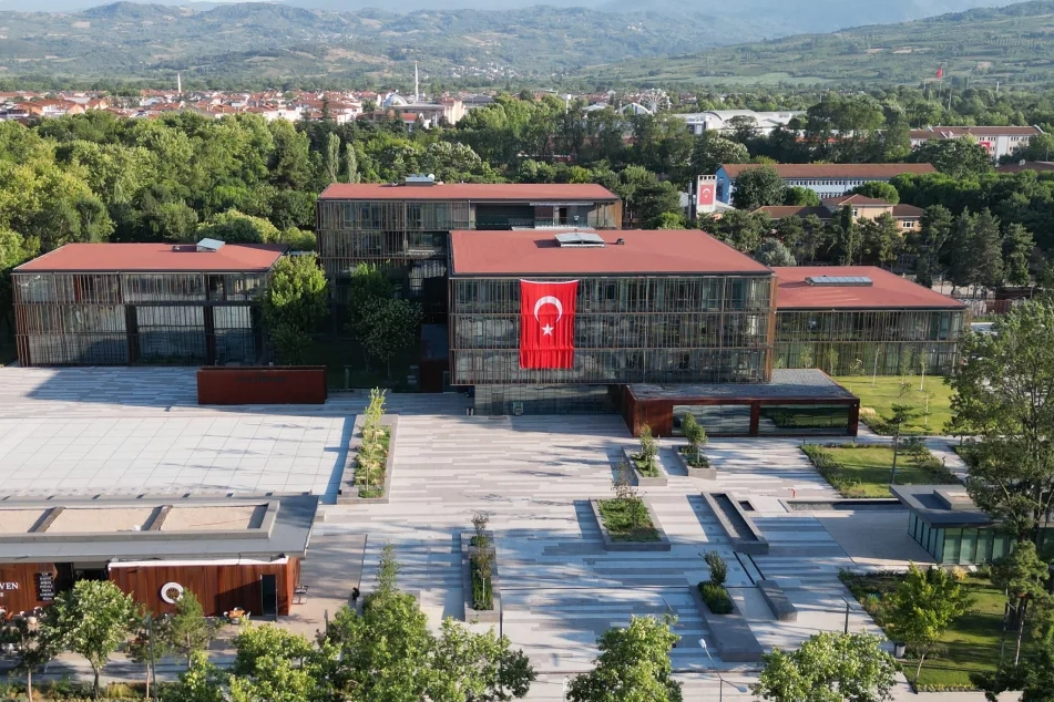 İnegöl Belediyesi’nden 457 Aileye 5000 TL Yardım!