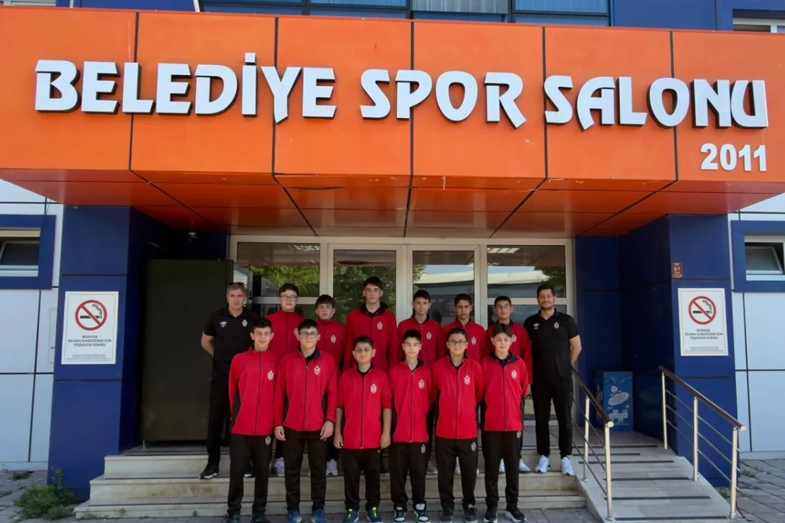 İnegöl Belediyespor, Türkiye Şampiyonası’nda!