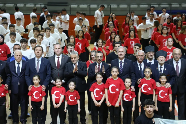 İnegöl’de 19 Mayıs Coşkusu: Gençlerden Gösteri!